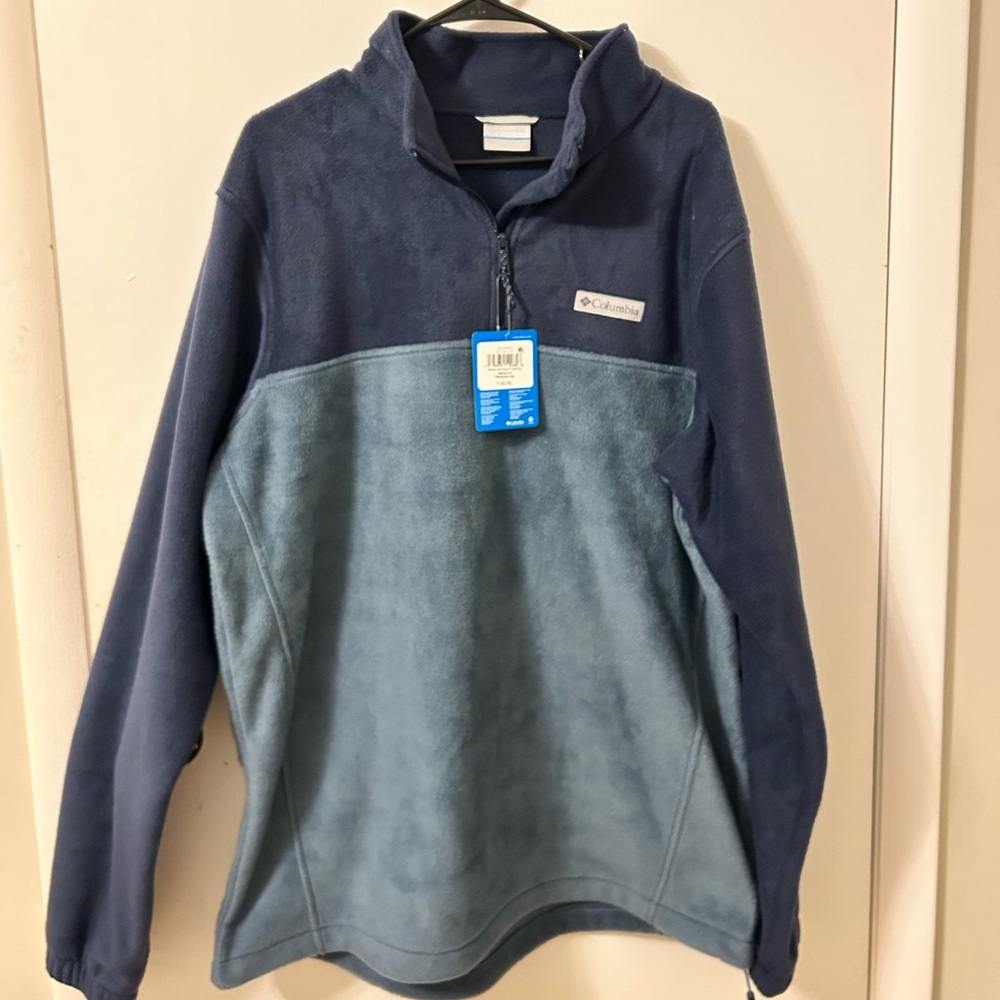 Columbia Dark Blue and Light Blue Fleece Pullover